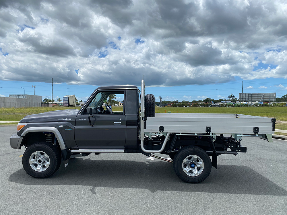 Superior Weld in Coil Conversion VSB14 Approved 2 Inch (50mm) Lift Kit with Track Corrected Chromoly Diamond Diff Housing w/Nitro Gas Twin Tube Shocks (Rear Only) Suitable For Toyota LandCruiser 79 Series Gen 2 Single Cab (VSC Models) - SUP-NG-79G2SC-CCW-TCDD2ROKIT