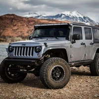 07-17 Wrangler JK OnX6 Series 50in Light Bar Kit