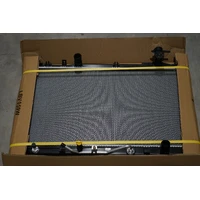 Jayrad Radiator (Landcruiser 100 Series A/T PET / DSL 98-04) *SCRATCH AND DENT CLEARANCE*