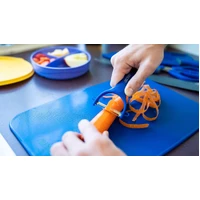 Knife and Chopping Board Kit