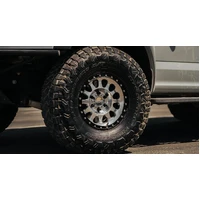 MR315 17x8.5 6x135 0 Polished - Gloss Black Lip