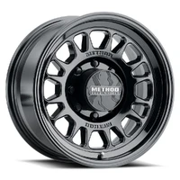 MR318 17X8.5 6x135 25 - Gloss Black