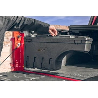 UnderCover SwingCase (D-Max 20+) - Driver's side