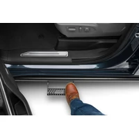 RKR Step System 2019 Chevy/GMC 1500 Crew Cab - Cab Length - Tex. Black - 1.75in