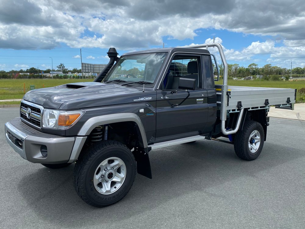 Superior Weld in Coil Conversion VSB14 Approved 2 Inch (50mm) Lift Kit with Track Corrected Chromoly Diamond Diff Housing w/Nitro Gas Twin Tube Shocks (Rear Only) Suitable For Toyota LandCruiser 79 Series Gen 2 Single Cab (VSC Models) - SUP-NG-79G2SC-CCW-TCDD2ROKIT