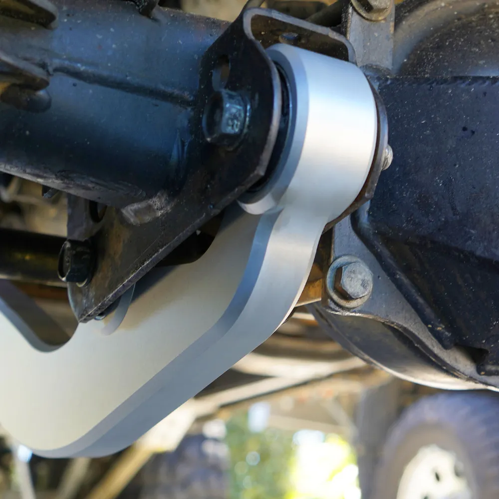 Superior Billet Alloy Radius Arms Suitable For Toyota LandCruiser 76/78/79 Series 8/2016 on (Curved Style Arms)