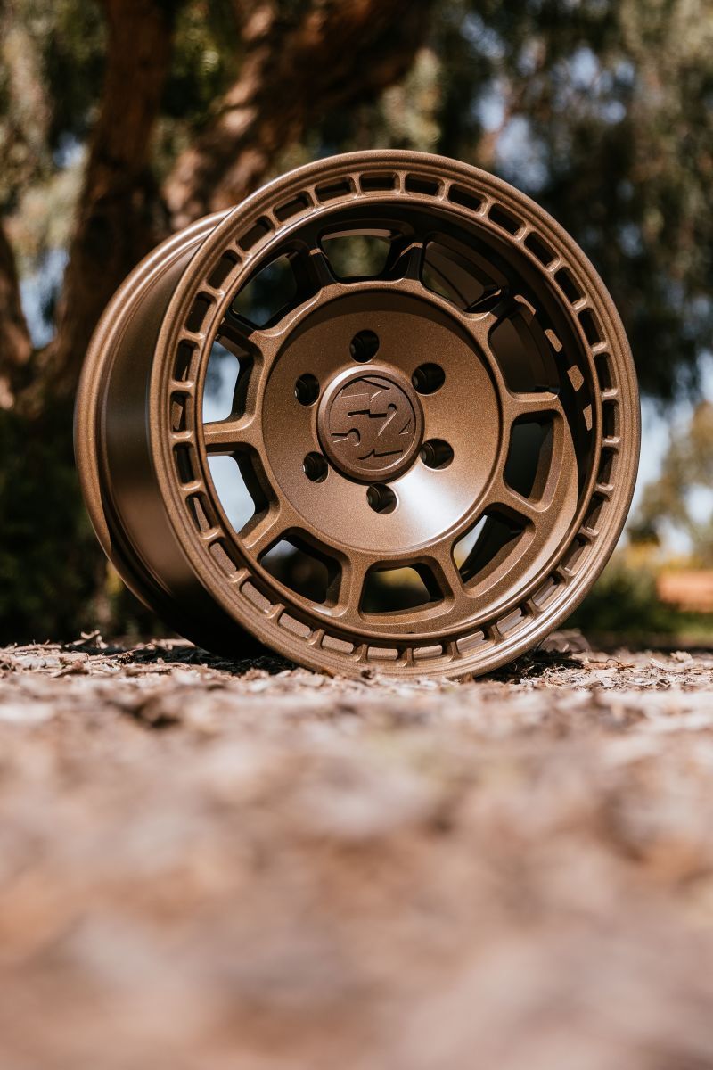 Fifteen52 Traverse HD Bronze Mono Wheels RHDBM-178569-00 Wheel, HD, Bronze, Matte, Cast Aluminum, 17 in. x 8.50 in., 6 x 5.5 in. Bolt Pattern, 4.75 in. Backspace, Each